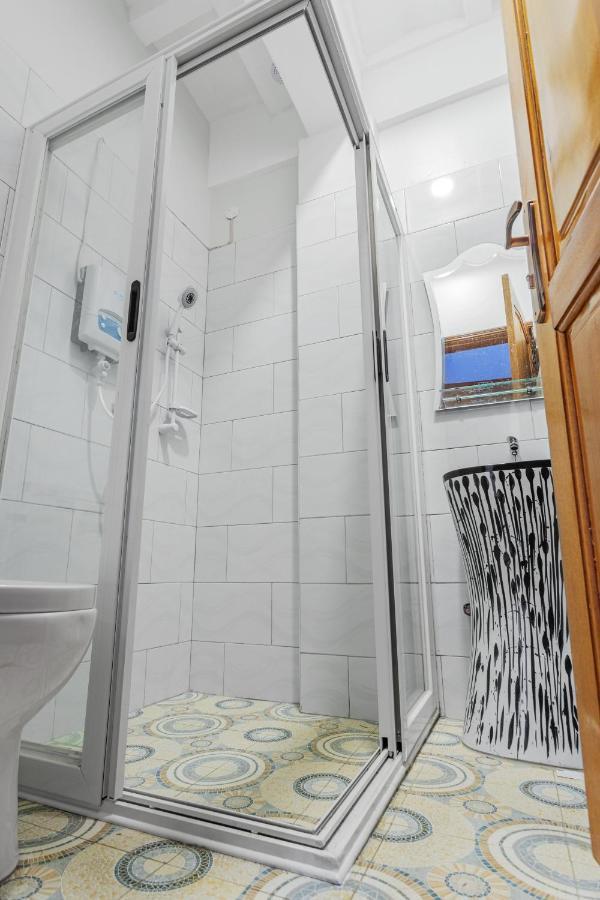 Hotel Ambrosia Heights Entebbe Zewnętrze zdjęcie