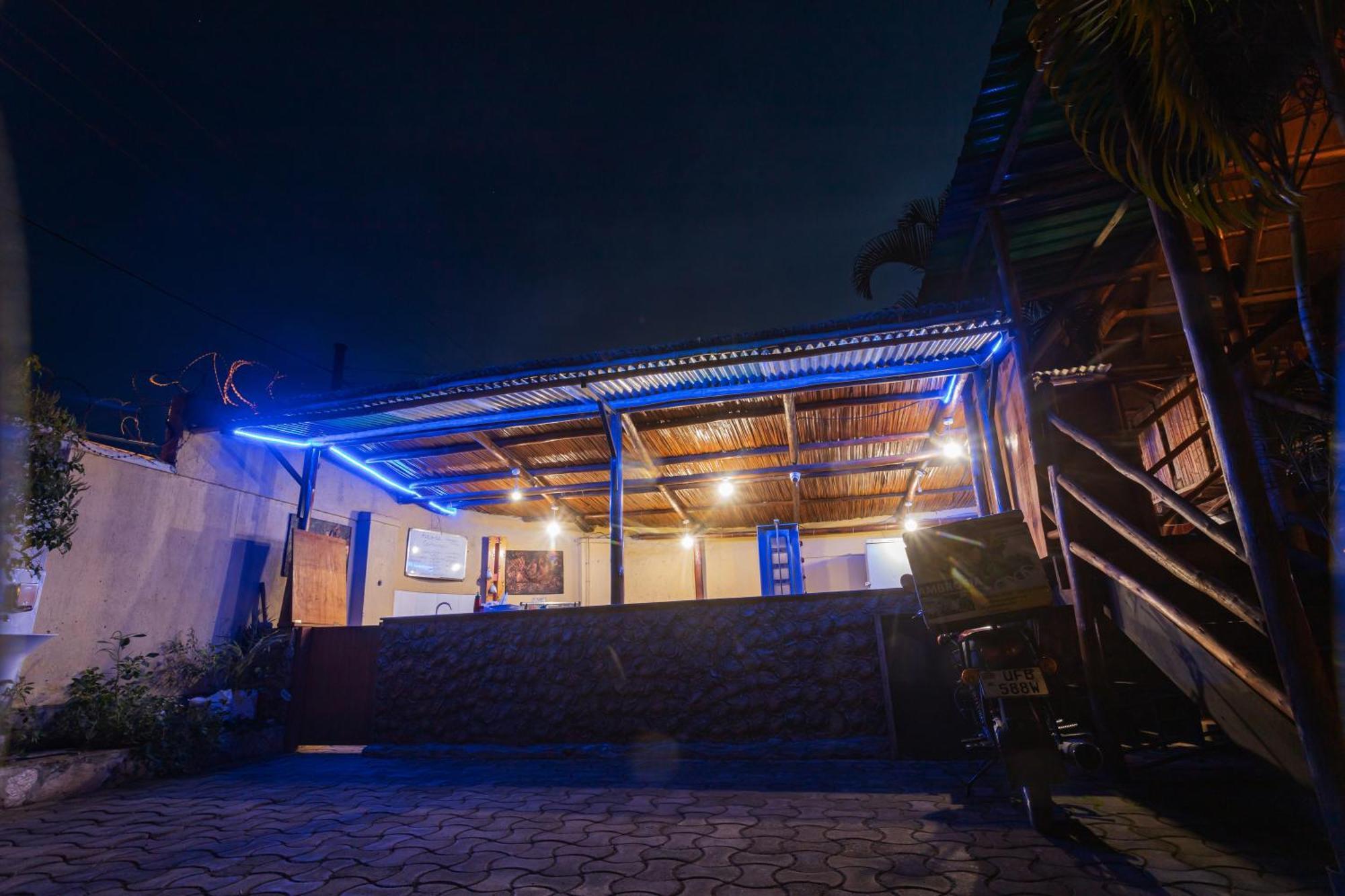 Hotel Ambrosia Heights Entebbe Zewnętrze zdjęcie