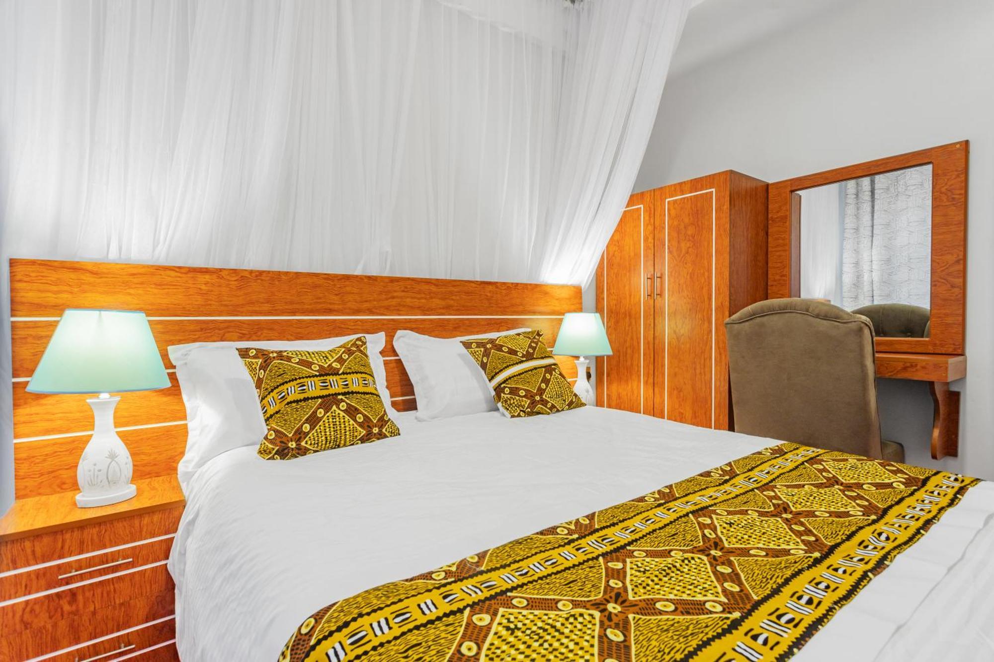 Hotel Ambrosia Heights Entebbe Zewnętrze zdjęcie