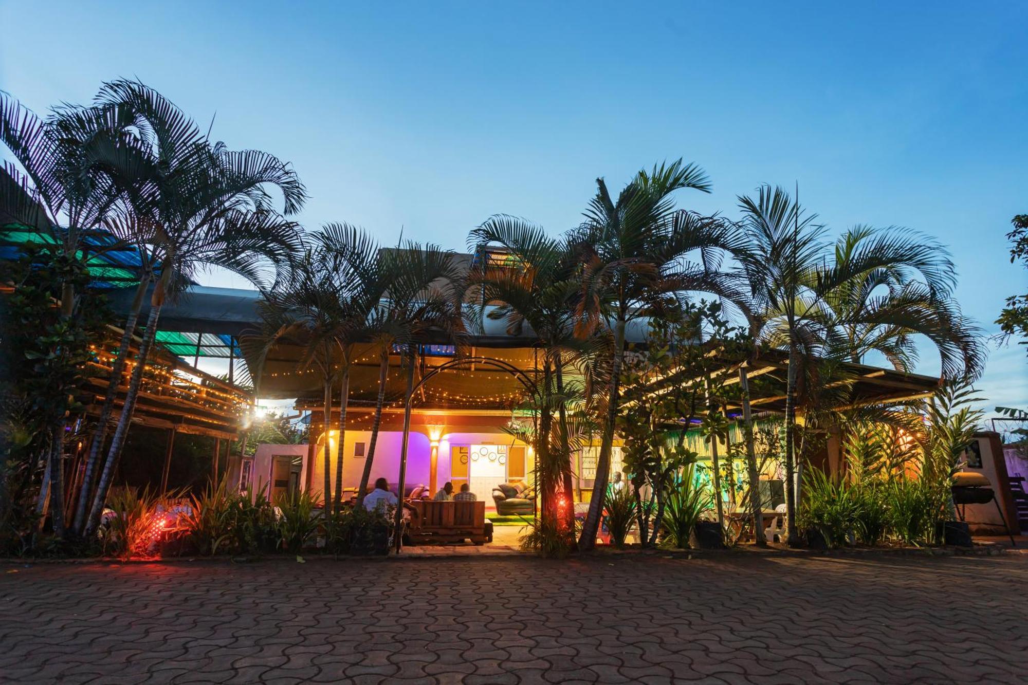 Hotel Ambrosia Heights Entebbe Zewnętrze zdjęcie
