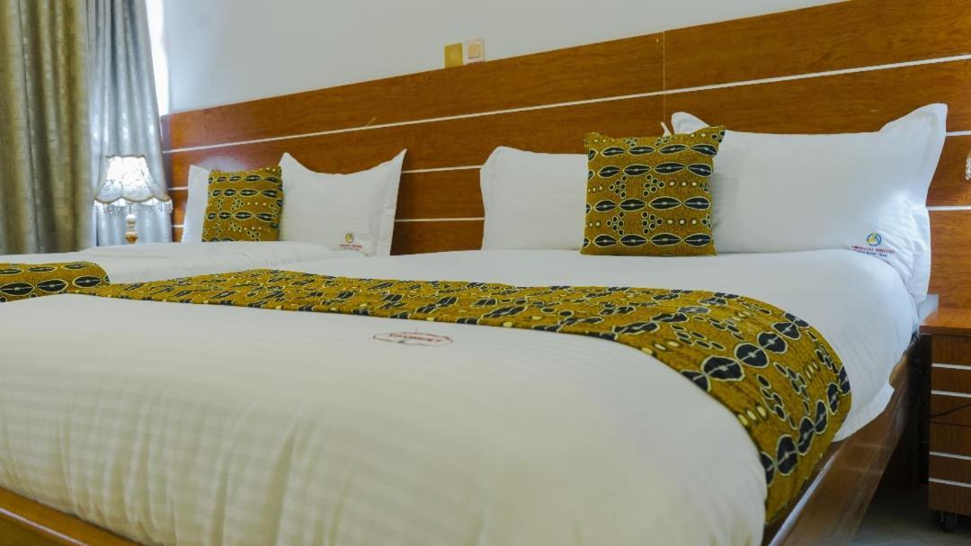 Hotel Ambrosia Heights Entebbe Zewnętrze zdjęcie