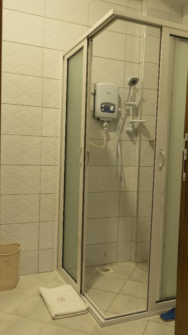 Hotel Ambrosia Heights Entebbe Zewnętrze zdjęcie