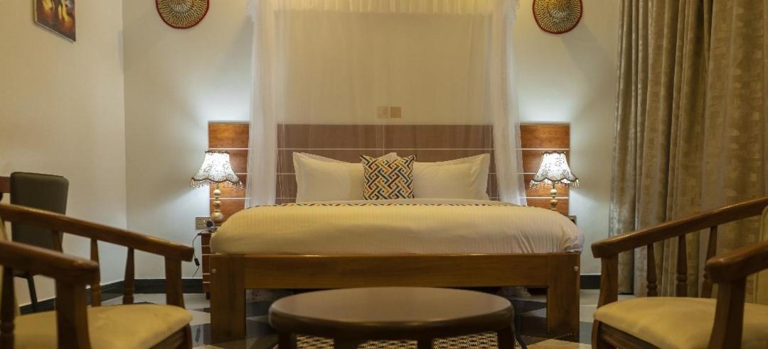 Hotel Ambrosia Heights Entebbe Zewnętrze zdjęcie