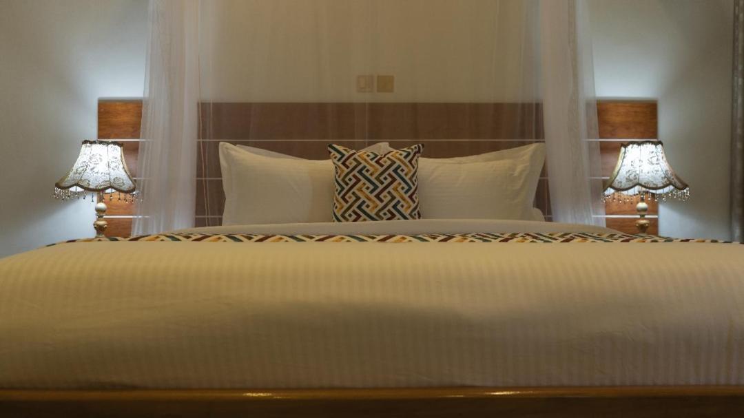 Hotel Ambrosia Heights Entebbe Zewnętrze zdjęcie
