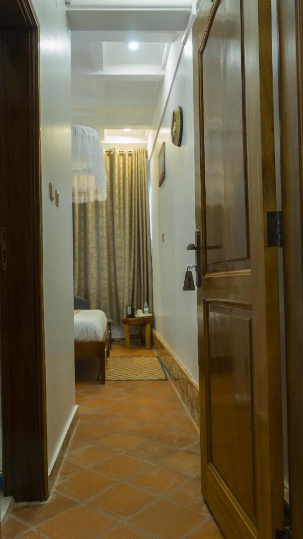 Hotel Ambrosia Heights Entebbe Zewnętrze zdjęcie